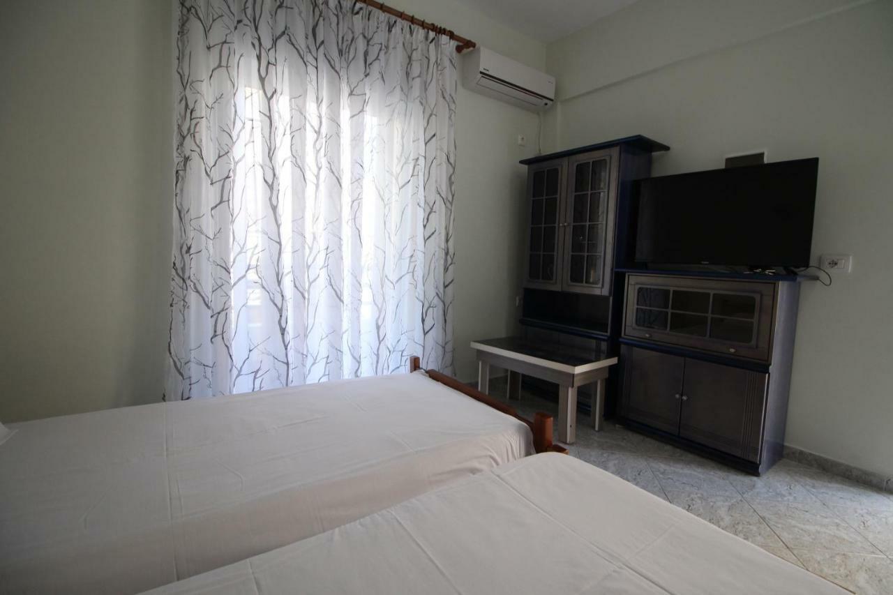 Apartments&Studios ARDIAN-MANDI Sarandë Exterior foto